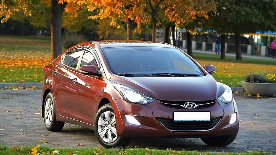Hyundai Elantra Машина дружини