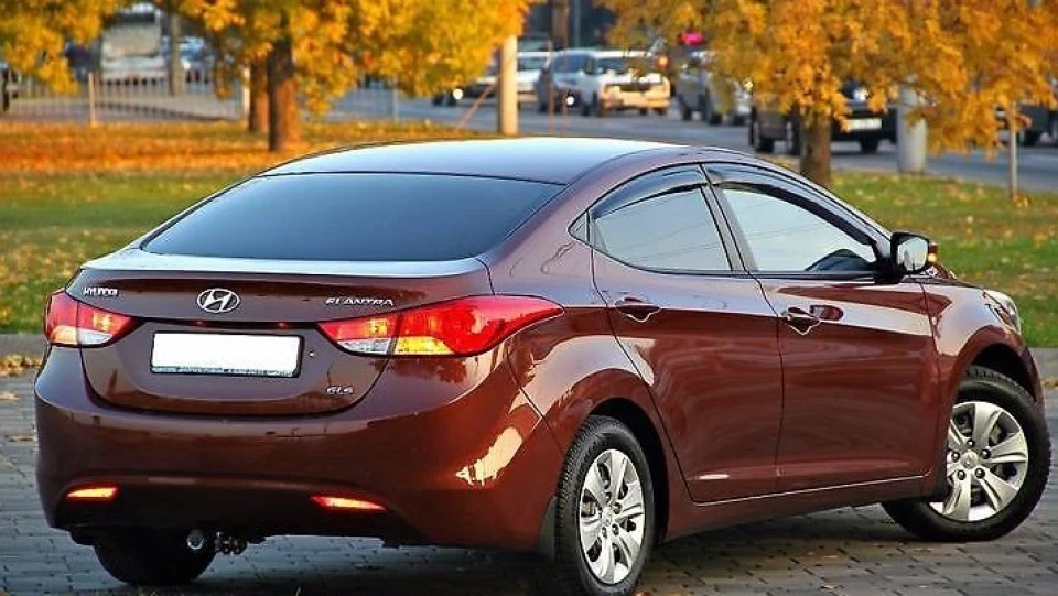 Hyundai Elantra Машина дружини 2