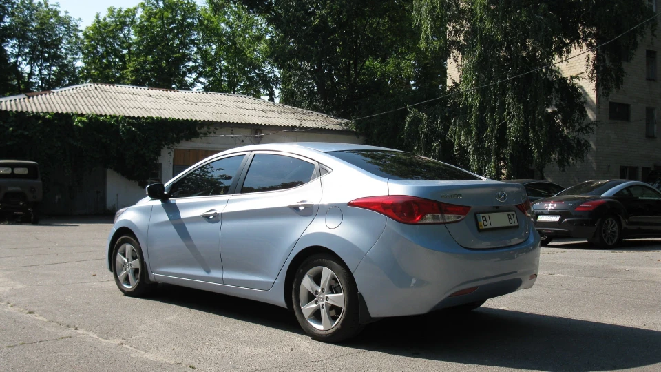 Hyundai Elantra MD 1.8MТ "Sea ​​Wave" 4