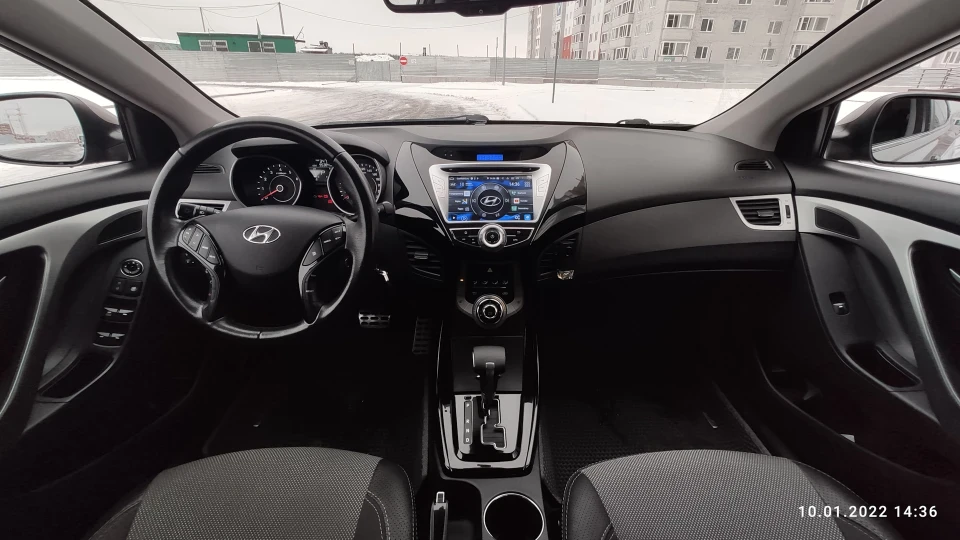 Hyundai Elantra MD © 2