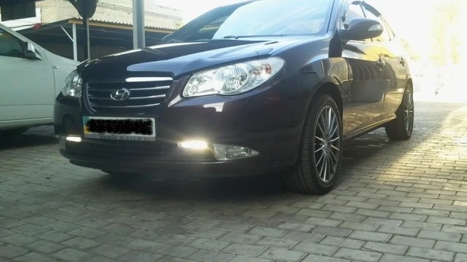 Hyundai Elantra Purple bullet 2