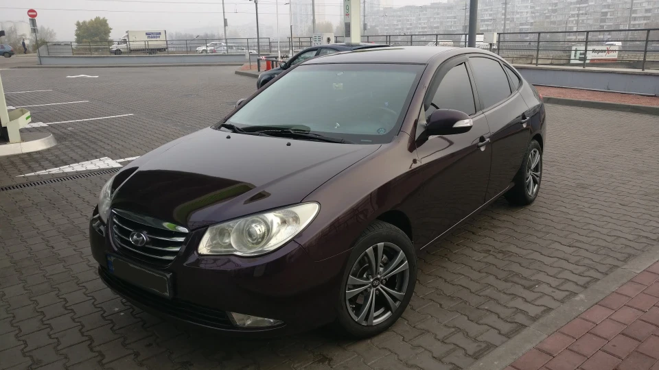 Hyundai Elantra Quattro 1.6 АКПП 2