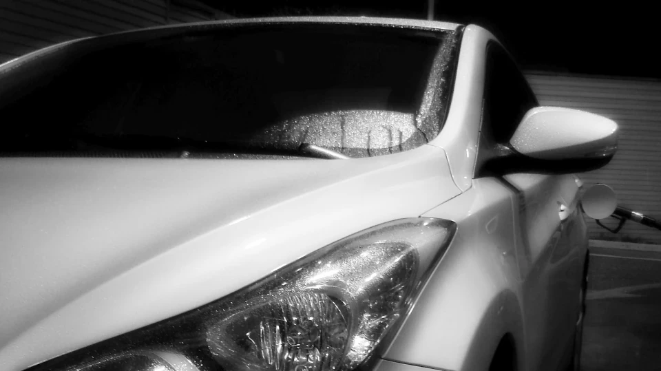 Hyundai Elantra Silver Cloud 3