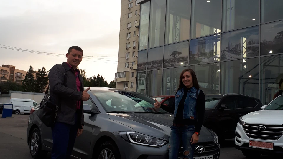Hyundai Elantra Швидка Елька 5