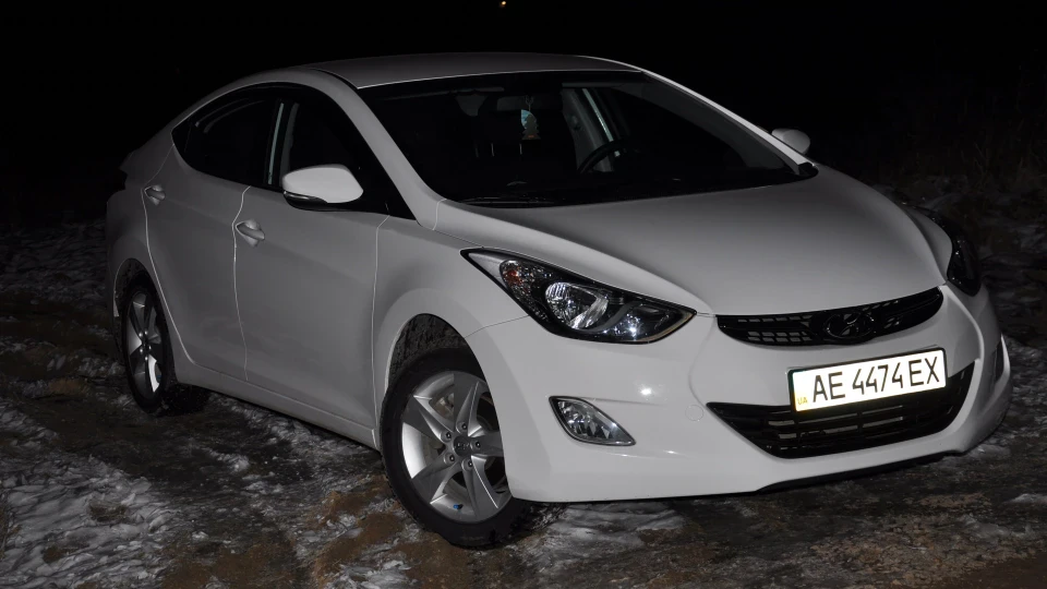 Hyundai Elantra Горобчиків 2