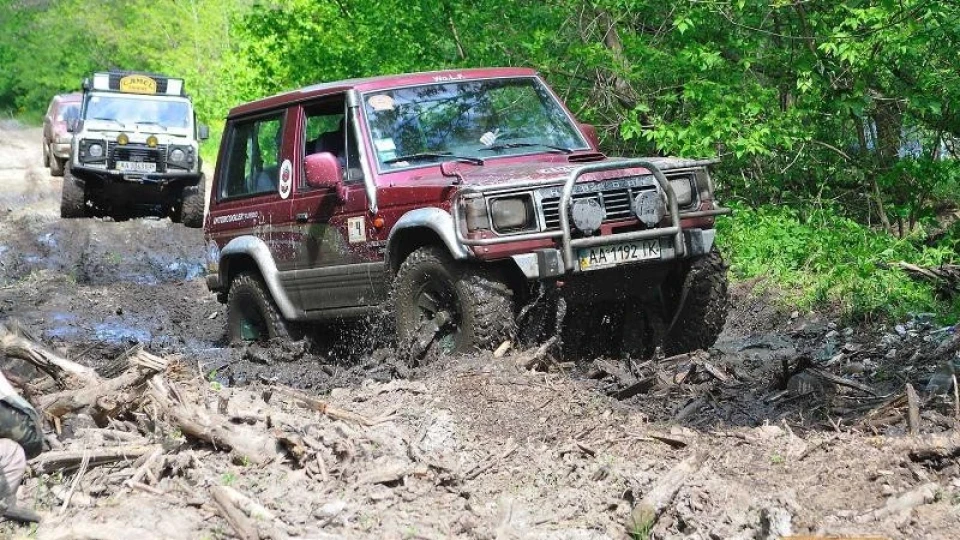Hyundai Galloper Lucky 4