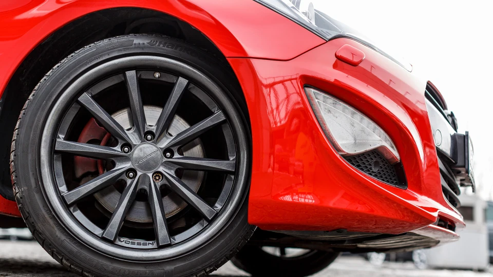 Hyundai Genesis Coupe 2
