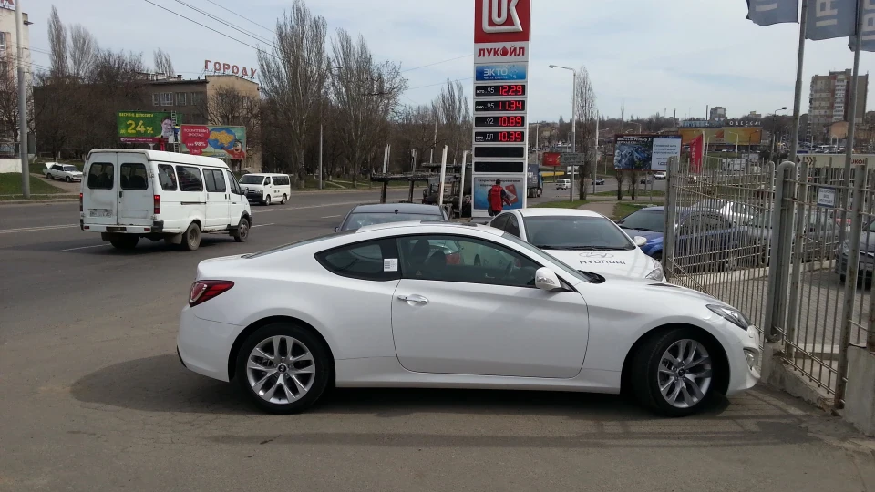 Hyundai Genesis Coupe