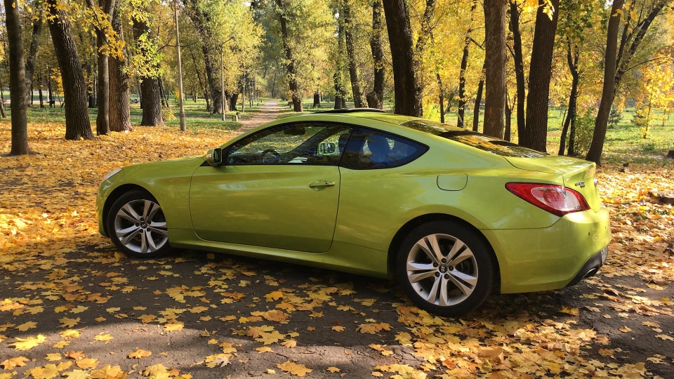 Hyundai Genesis Coupe 4