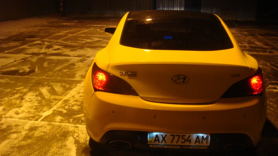 Hyundai Genesis Coupe турбо геша жовтуватий 4