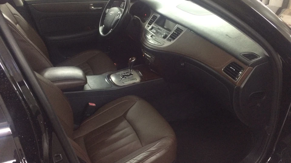 Hyundai Genesis