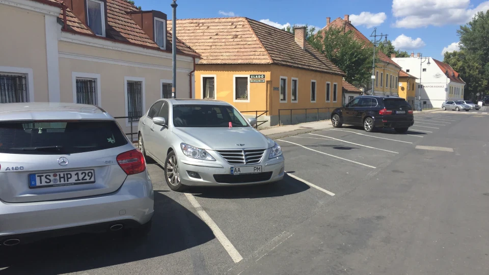 Hyundai Genesis Gena 3.8 4