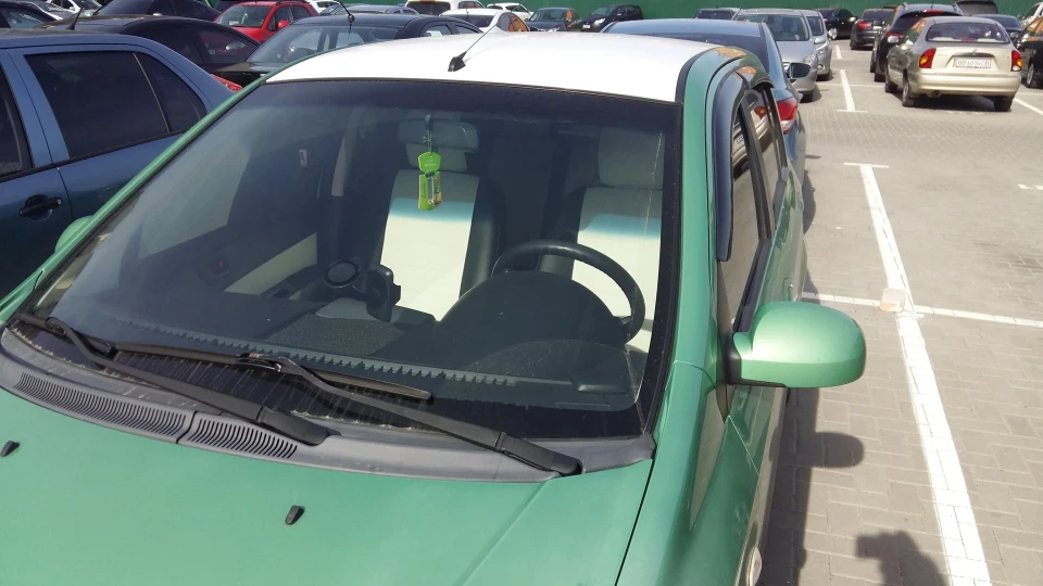 Hyundai Getz Green & White (GAW) 5