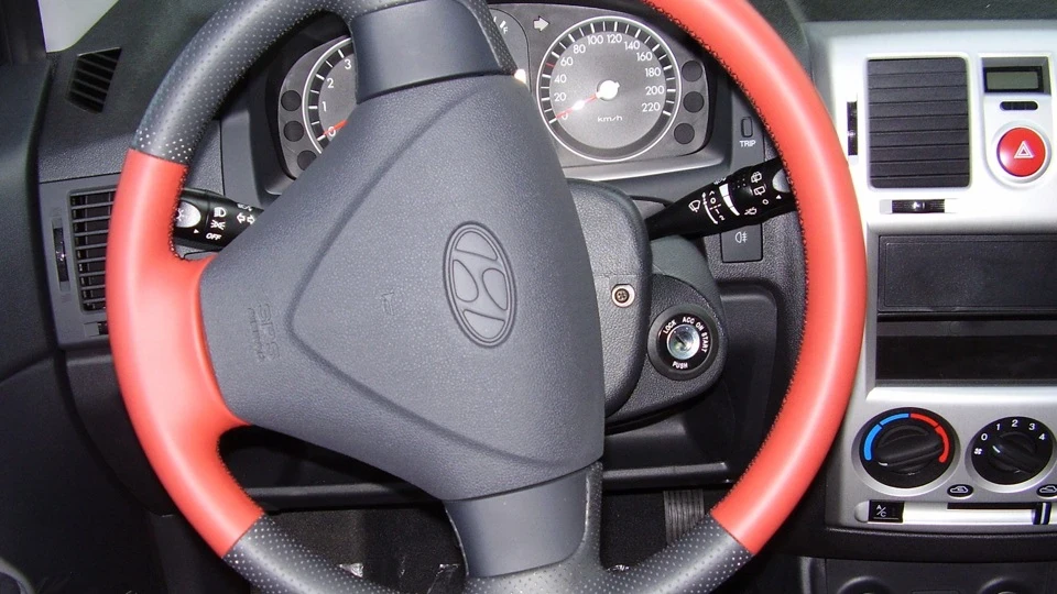 Hyundai Getz Red Car 5