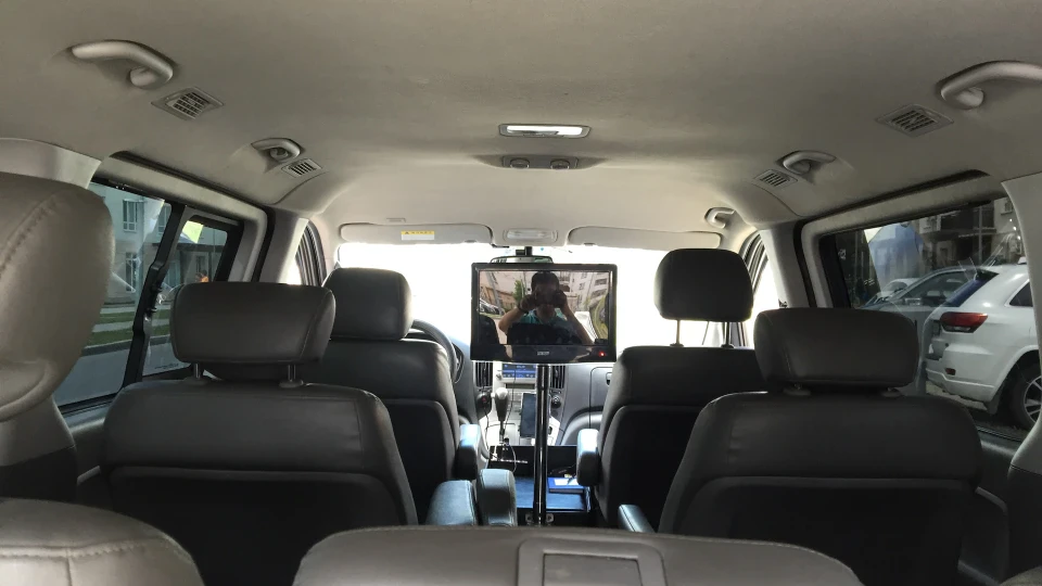 Hyundai Grand Starex Сірий 3