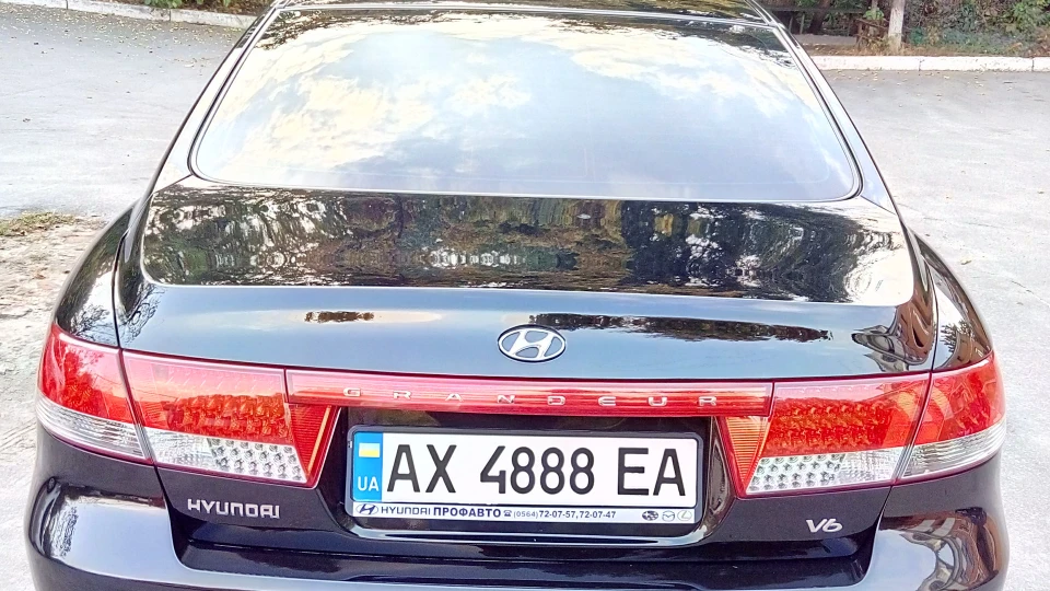 Hyundai Grandeur 2