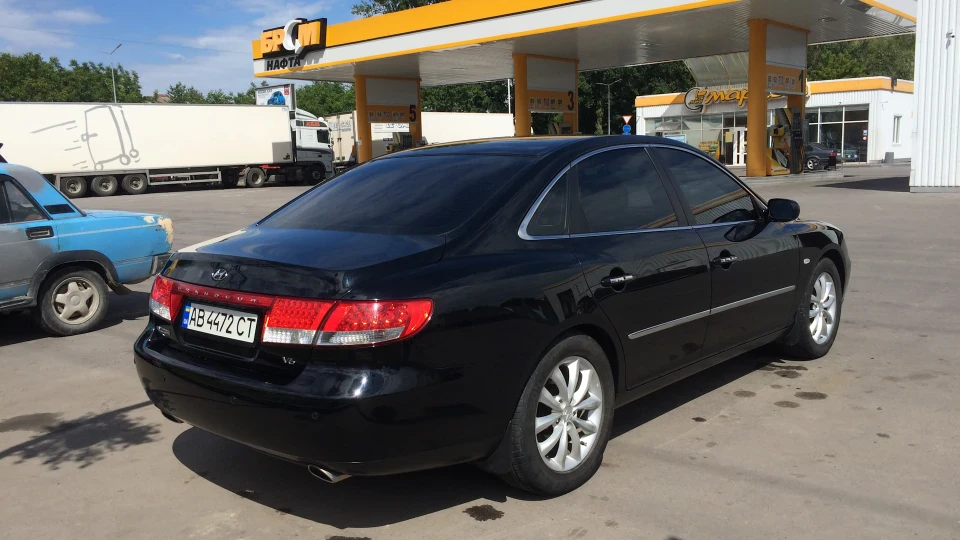 Hyundai Grandeur 4