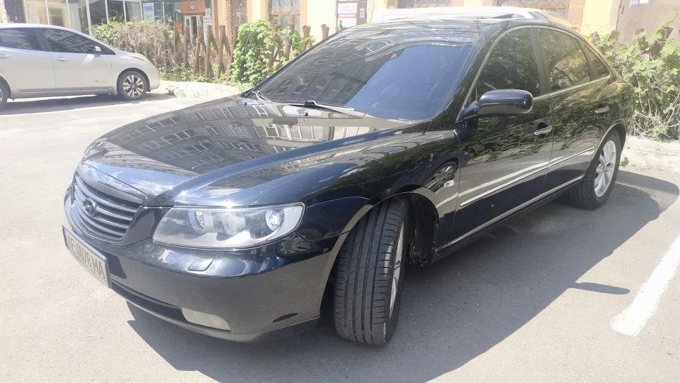 Hyundai Grandeur 2
