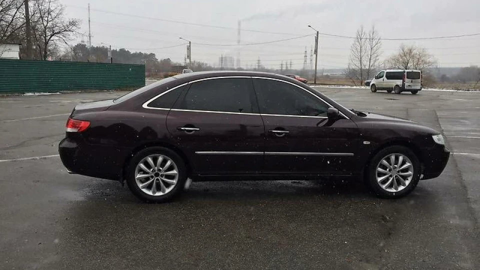 Hyundai Grandeur 3.3 2