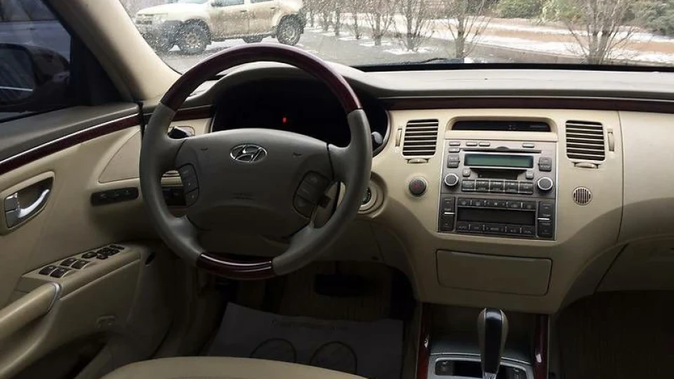 Hyundai Grandeur 3.3 3