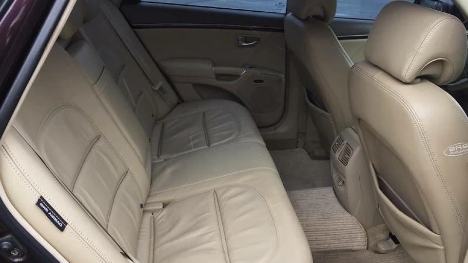 Hyundai Grandeur 3.3 4