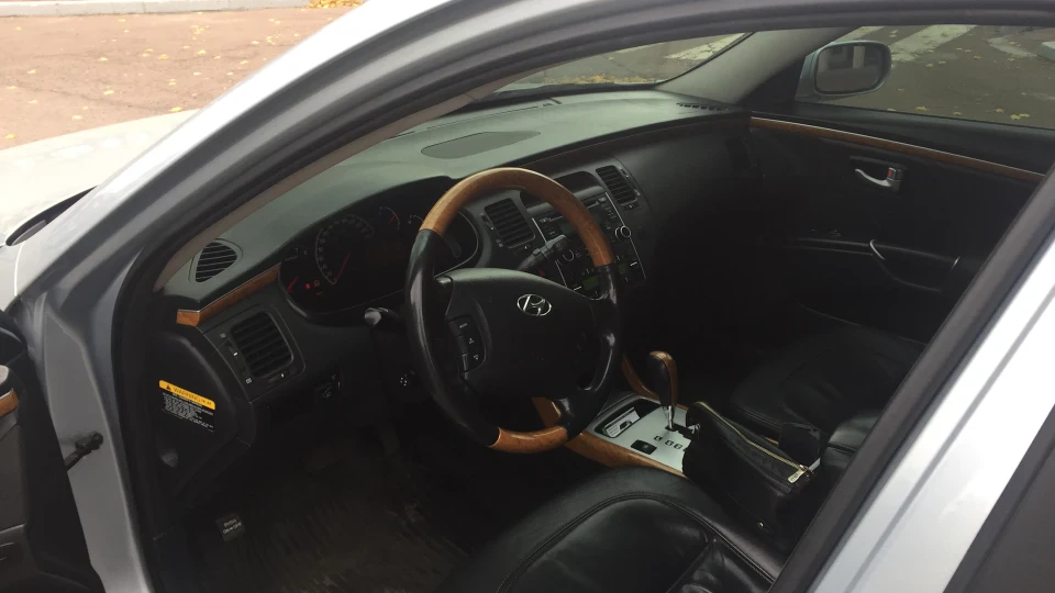 Hyundai Grandeur Azera 3
