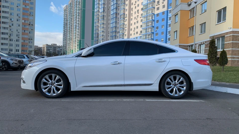 Hyundai Grandeur Snowflake 2