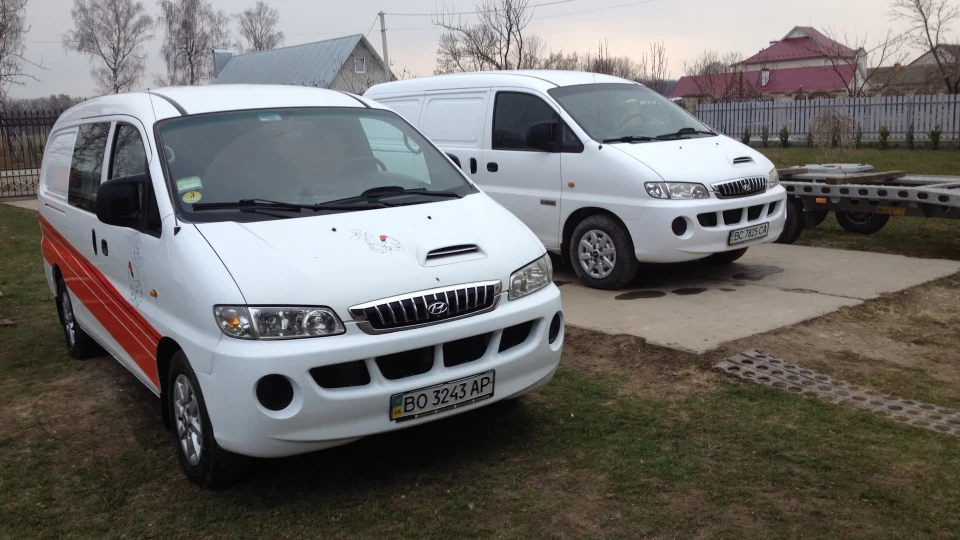 Hyundai H-1
