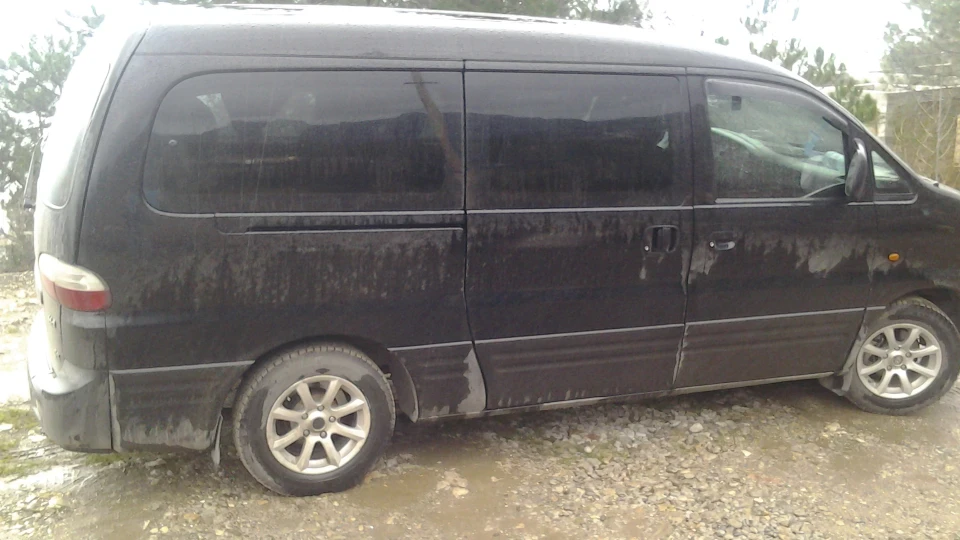 Hyundai H-1