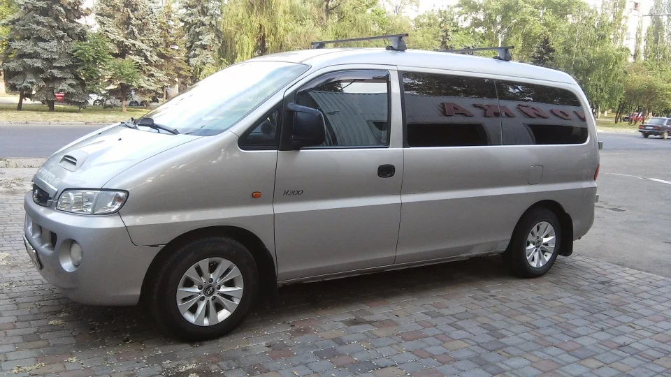 Hyundai H-1 2.5 турбо