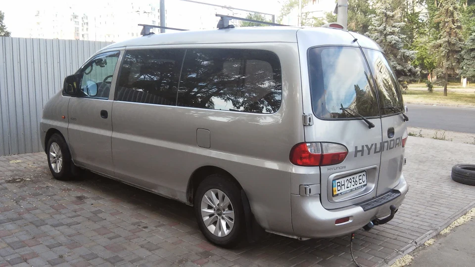 Hyundai H-1 2.5 турбо 4