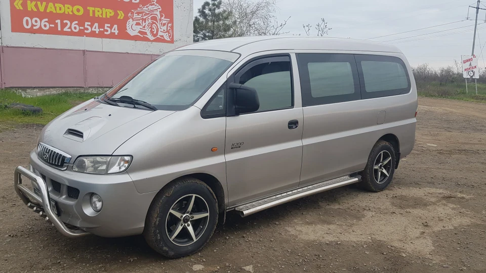 Hyundai H-1 2,5 turbodisel 2