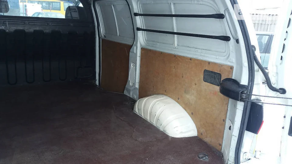 Hyundai H-1 2,5 турбодизель 4