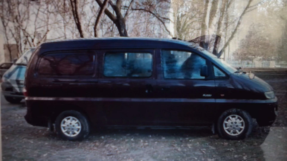 Hyundai H-1 Hyundai H-1 2