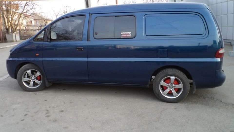 Hyundai H-1 НЕУБИВАЄМИЙ H200.