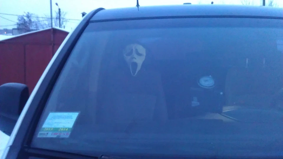 Hyundai H-1 stars scream 4