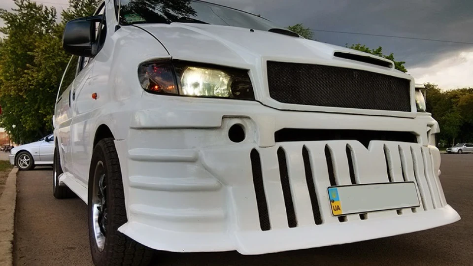 Hyundai H-1 Тепловоз Фантом 4