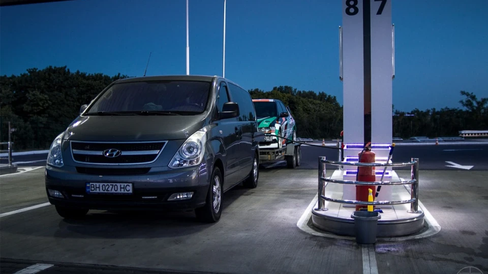 Hyundai H-1 Технічка Xtreme Garage 2
