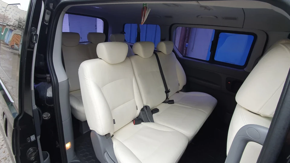 Hyundai H-1 TQ 2.5 CRDi 4