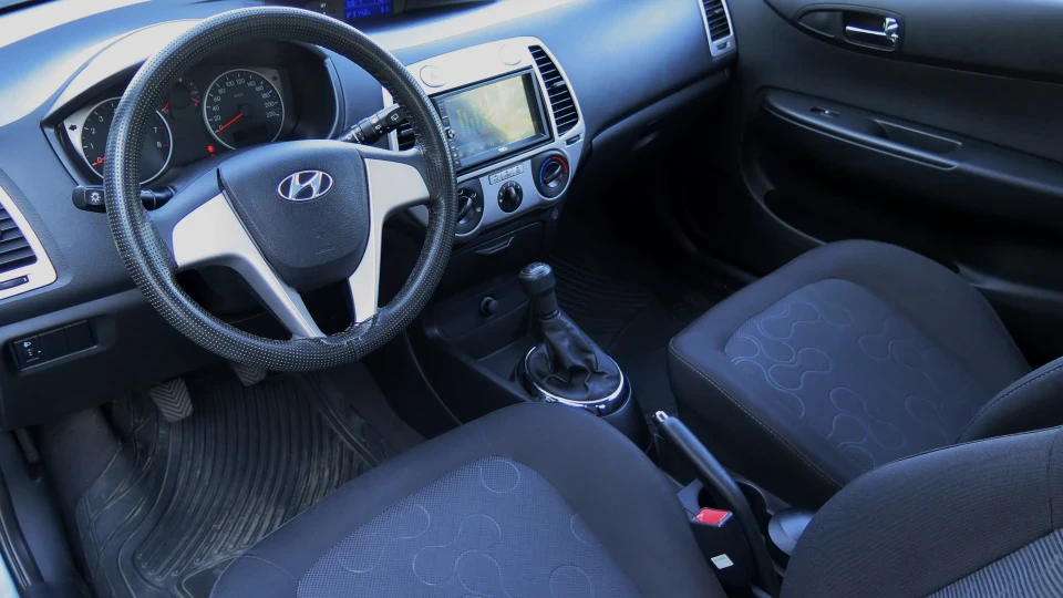 Hyundai i20 1.2 MT 3dr 4