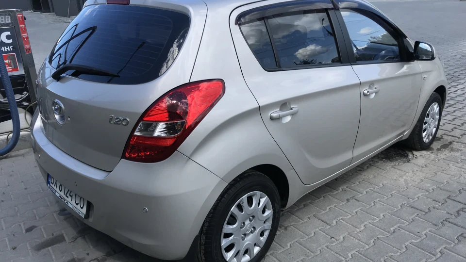 Hyundai i20 Айчик