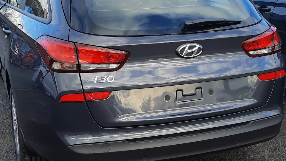 Hyundai i30 CW / Wagon 1.5 бенз 2