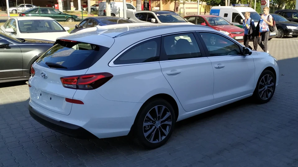 Hyundai i30 CW / Wagon Перша на Драйві 3