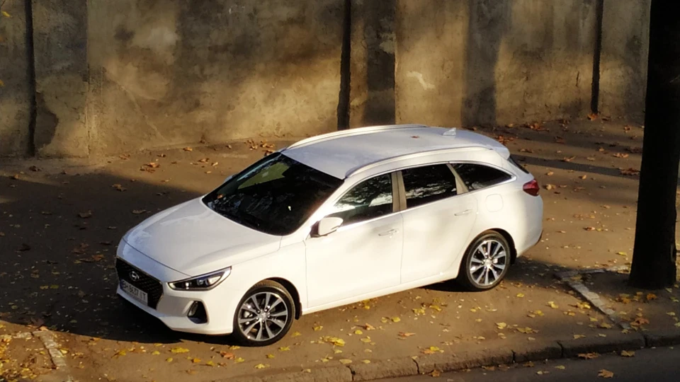 Hyundai i30 CW / Wagon Перша на Драйві 4