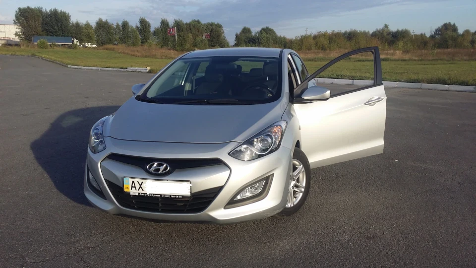 Hyundai i30 4