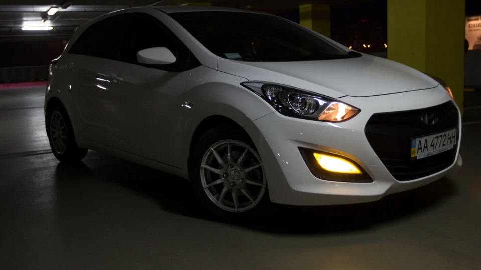 Hyundai i30 4
