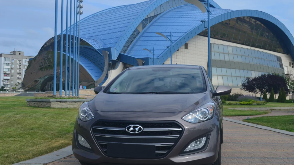 Hyundai i30 1.4 갈색