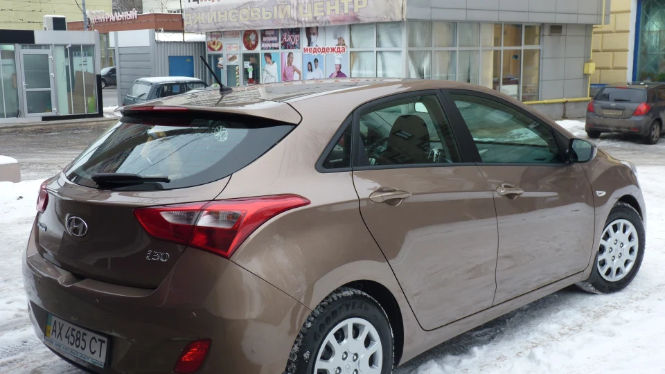 Hyundai i30 1.6 AT Бронзовий птах