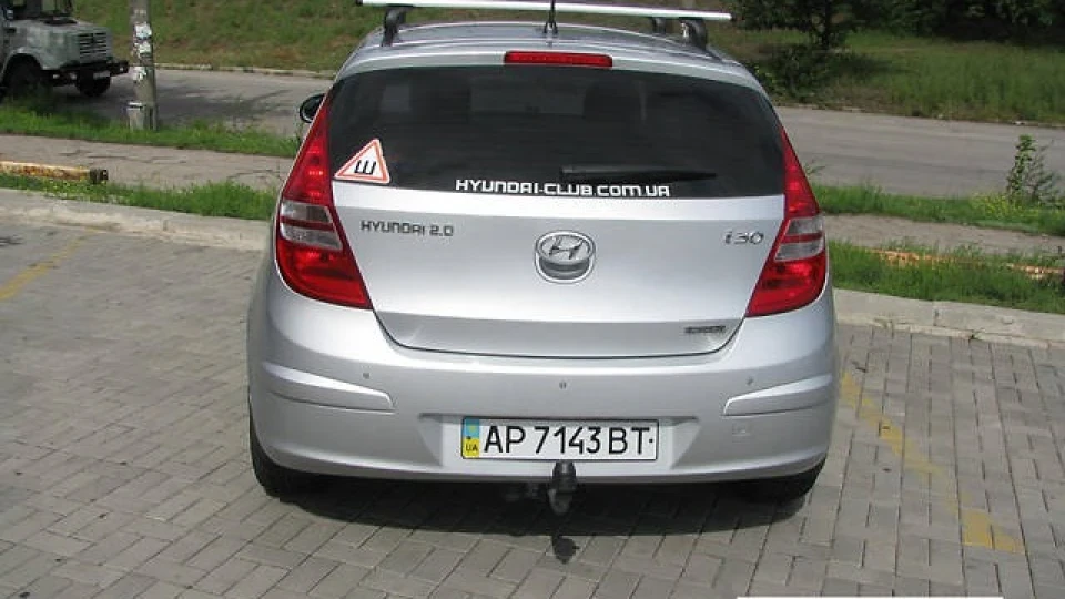 Hyundai i30 2.0CRDI GLS MT 4