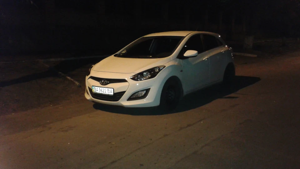 Hyundai i30 біленька айка))) 3